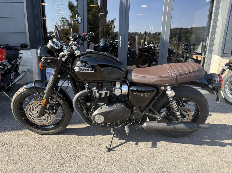 TRIUMPH Bonneville T120 Black