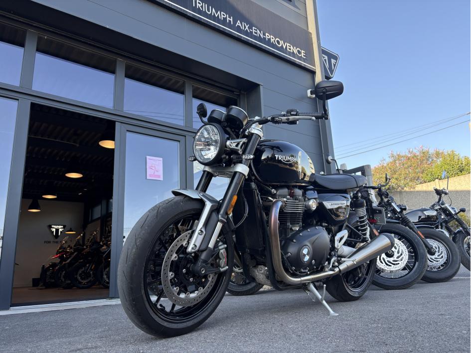 TRIUMPH SPEED TWIN 1200