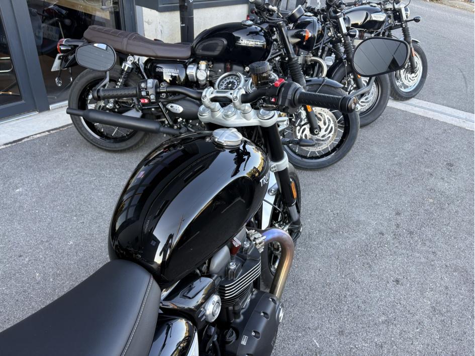 TRIUMPH SPEED TWIN 1200