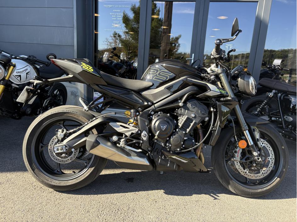 TRIUMPH STREET TRIPLE 765 RS