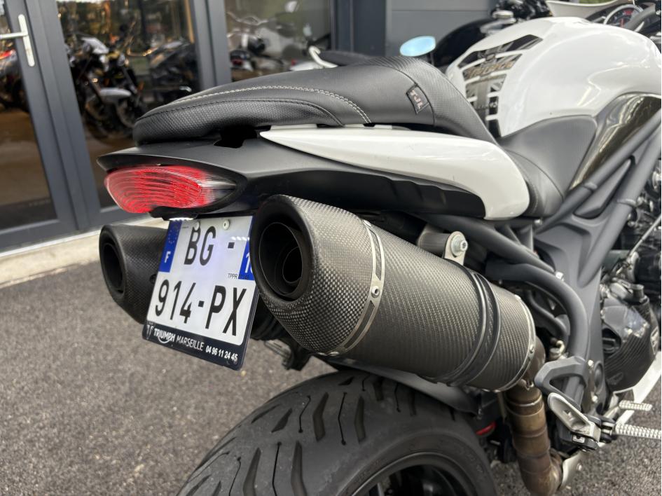 TRIUMPH SPEED TRIPLE 1050
