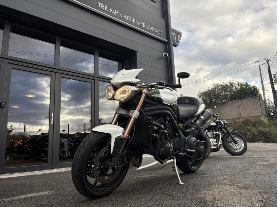 TRIUMPH SPEED TRIPLE 1050