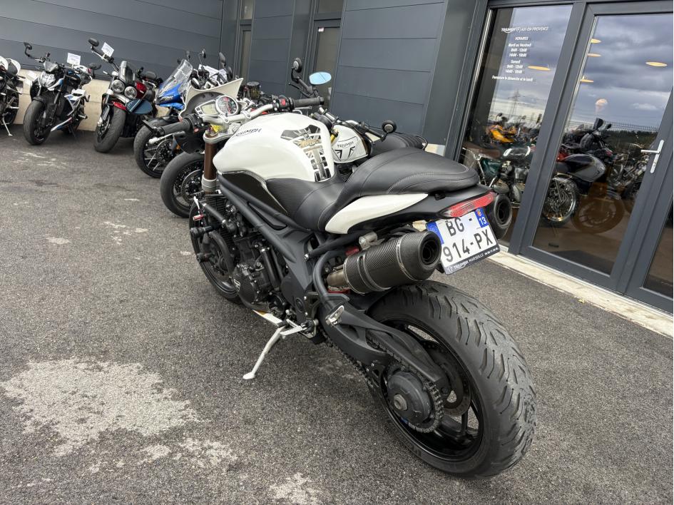 TRIUMPH SPEED TRIPLE 1050