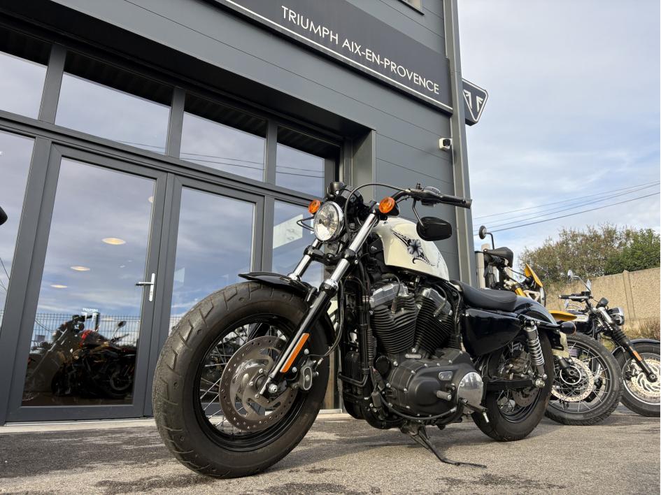 HARLEY-DAVIDSON SPORTSTER 1200