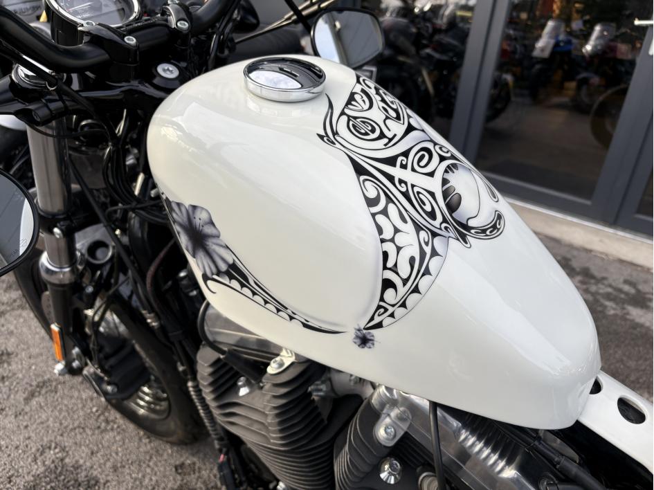 HARLEY-DAVIDSON SPORTSTER 1200