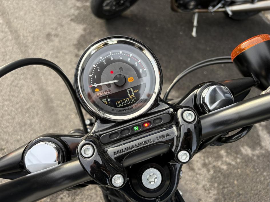 HARLEY-DAVIDSON SPORTSTER 1200