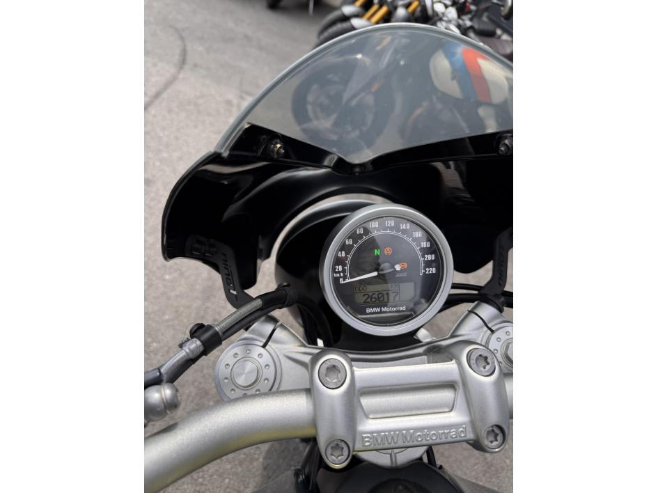 BMW R NineT PURE