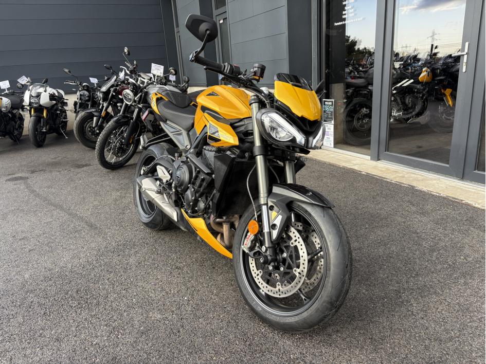 TRIUMPH STREET TRIPLE 765 RS