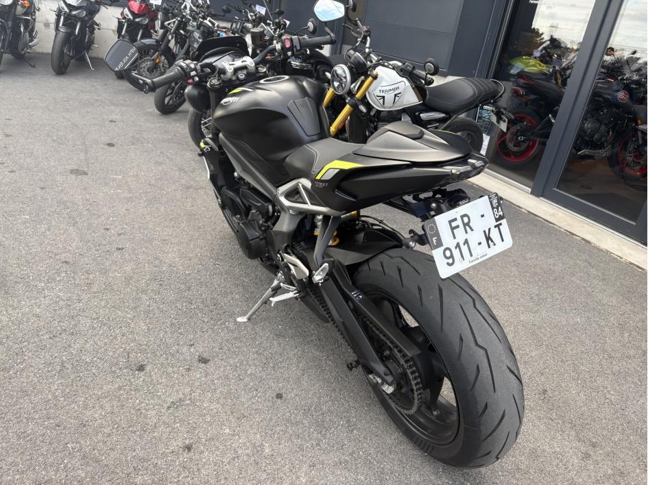 TRIUMPH STREET TRIPLE 765 RS