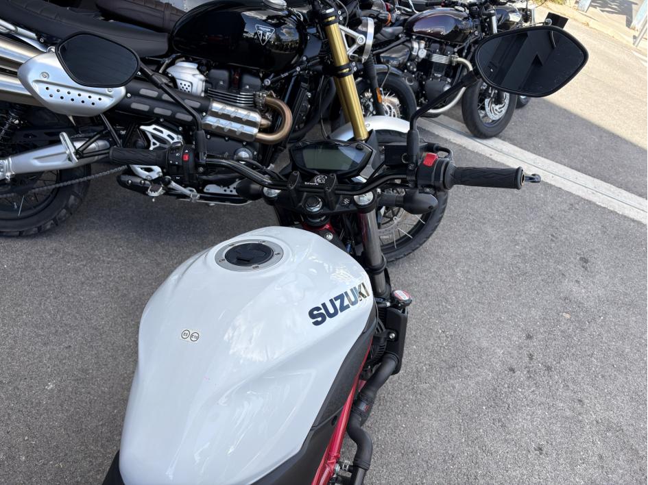 SUZUKI SV 650