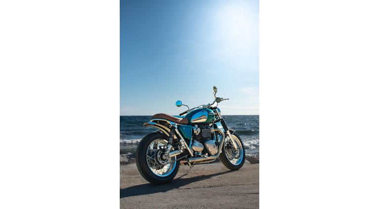 TRIUMPH BONNEVILLE T120