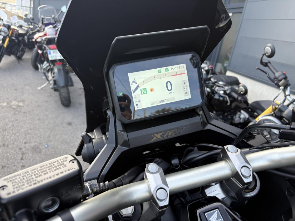 HONDA X-ADV 