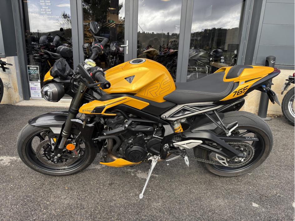 TRIUMPH STREET TRIPLE 765 RS